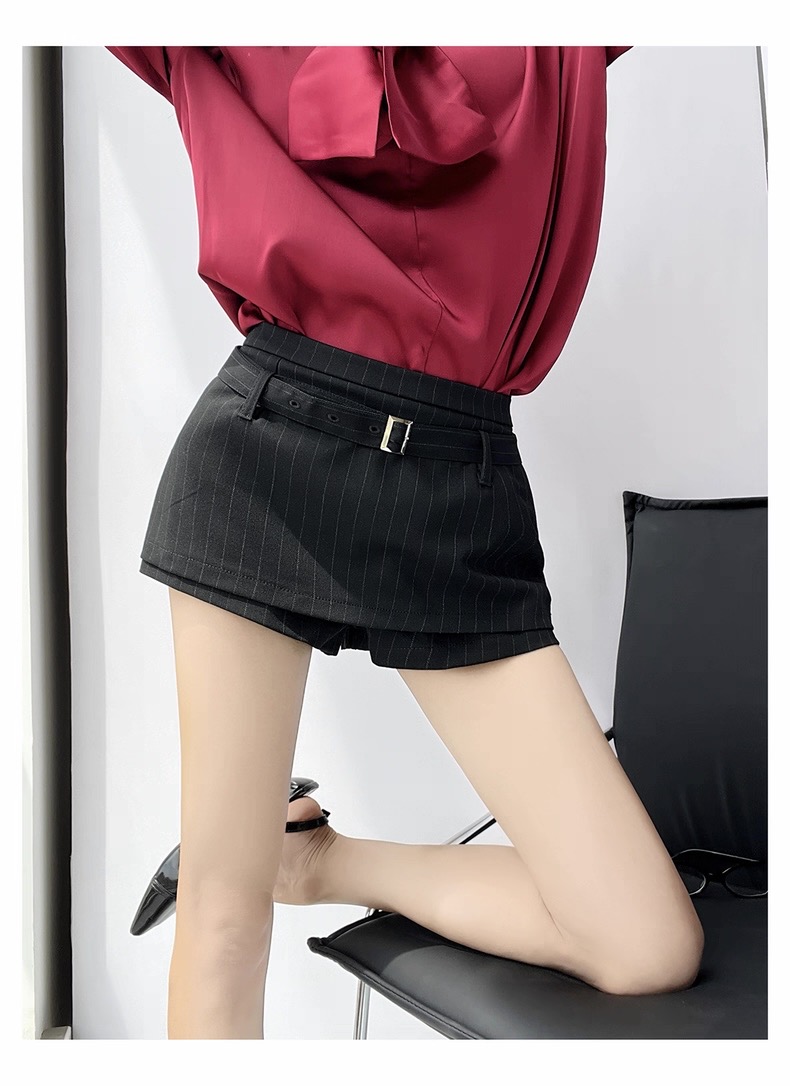 Chân Váy Midi cạp trễ sọc phối thắt lưng phong cách